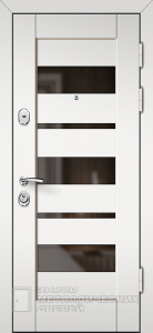 Фото «Белая дверь №7» в Москве